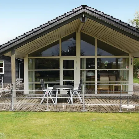 別荘 Stunning In Haderslev With Kitchen *