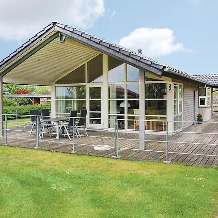 Stunning In Haderslev With Kitchen 別荘 Kelstrup Strand