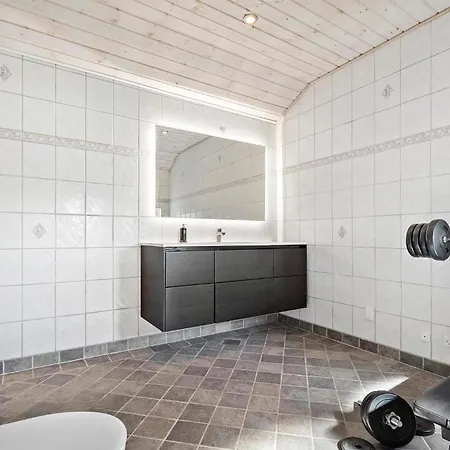 بيت للعطل Nice Home In Haderslev With Sauna