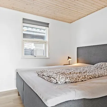 Nice Home In Haderslev With Sauna بيت للعطل *