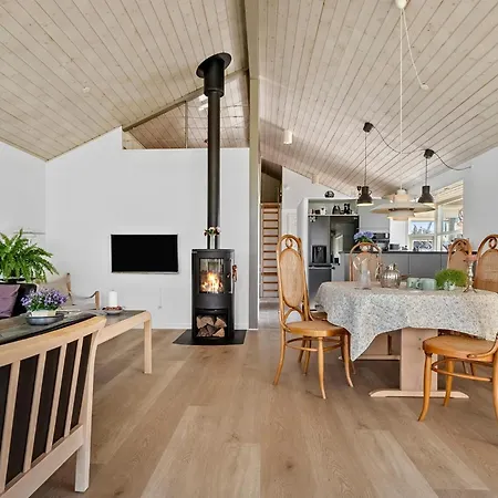 بيت للعطل Nice Home In Haderslev With Sauna هادرسليف